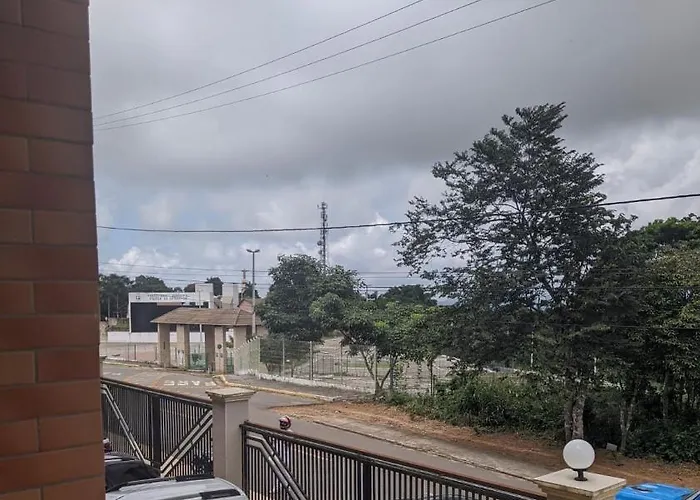 Apartamento Amplo E Familiar Em Frente A Igreja Do Ceu